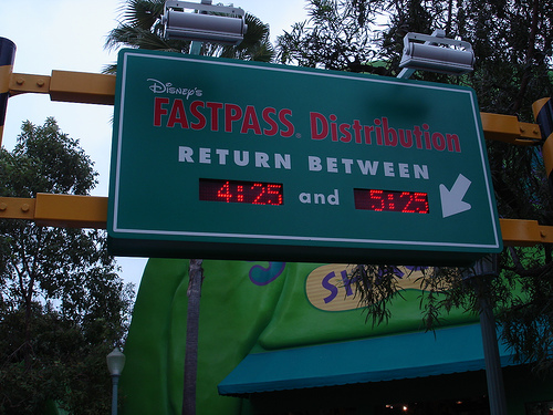 impact of fast pass on wait times at disneyland disneyland wait times and queueing