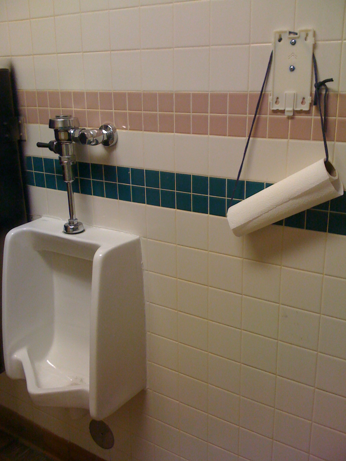 bathroom cleanliness as indicator of culture