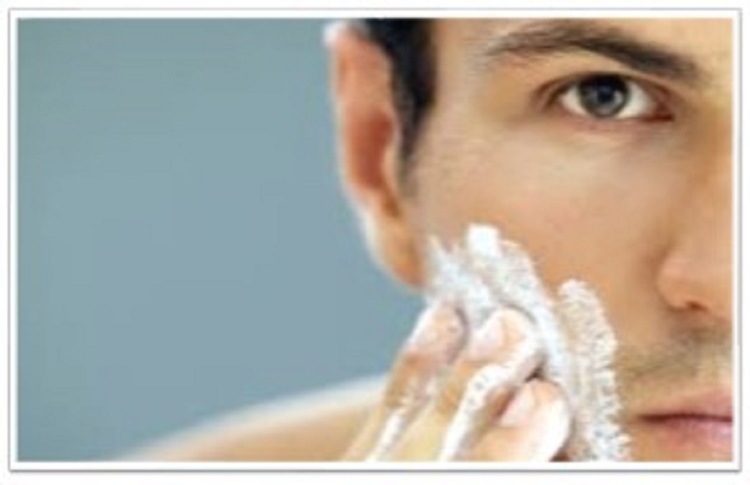 man-shaving-face-shmula