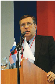 michel baudin picture of him speaking to a crowd on lean topics